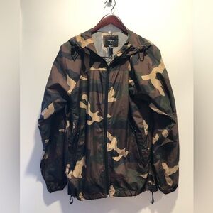 Forever 21 Men's Green and Brown Camouflage Windbreaker